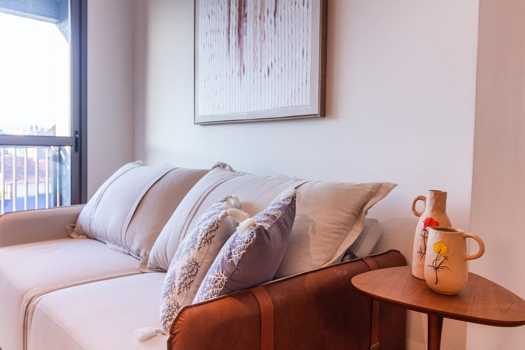 Estar do decorado de 3 dormitórios junto à sacada