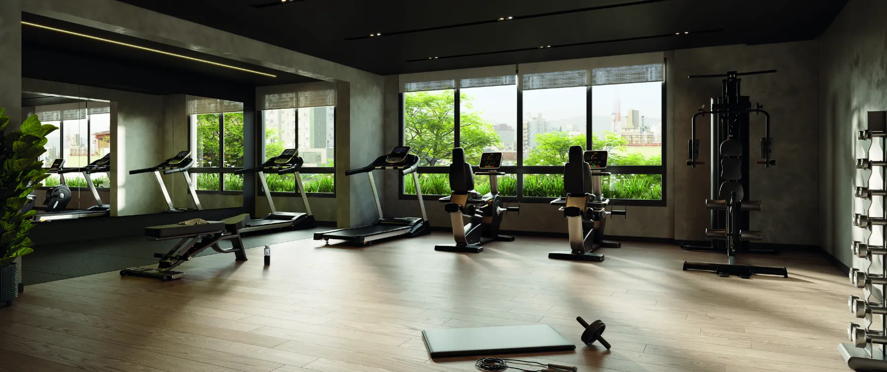 Fitness com equipamentos e vista para a rua